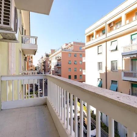 Casa Romana Vaticano-metro Apartment